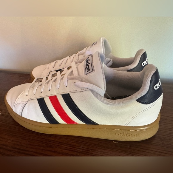 ADIDAS Men’s Grand Court Sneakers - Cloud White/Trace Blue/Active Red Size 10 - Picture 2 of 11